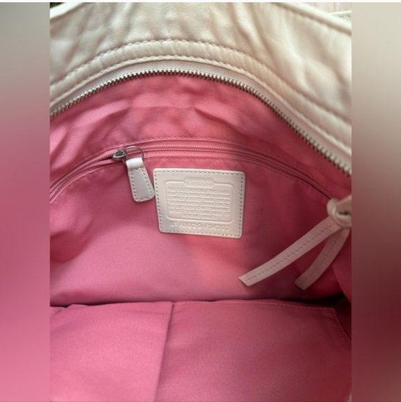 Coach Zoe White Leather Shoulder Bag - Picture 11 of 11